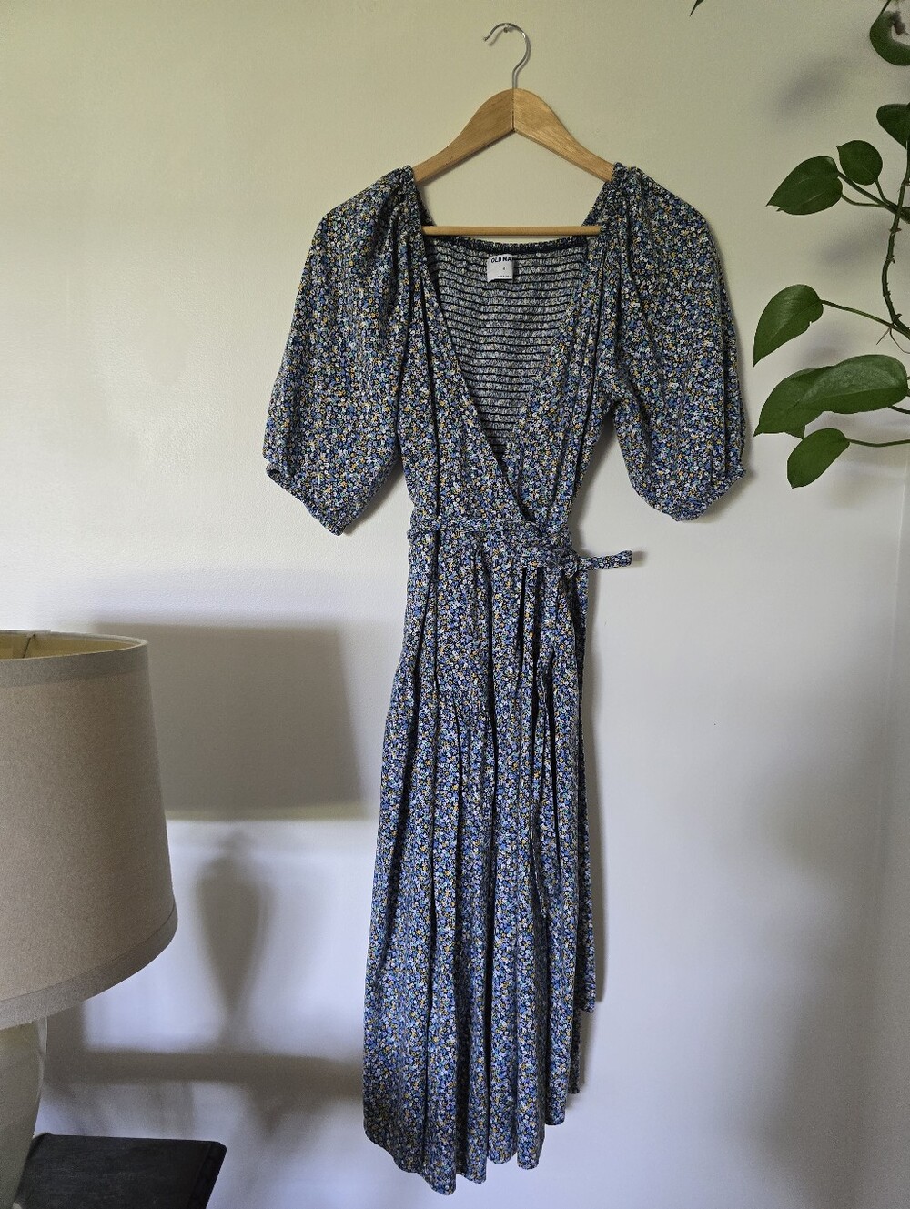 Old Navy Size Small Ditsy Floral Blue Long Wrap Dress Puff Sleeves